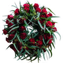 Coroane funerare clasice vs moderne – diferențe și recomandări